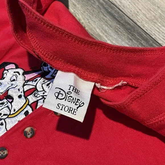 Vintage 90s 101 Dalmatians Long Sleeve Red Henley Shirt Medium Disney Store - Picture 4 of 7